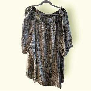 Igigi Black And Tan Snakeskin Print Top. Size 30/32. NEW.